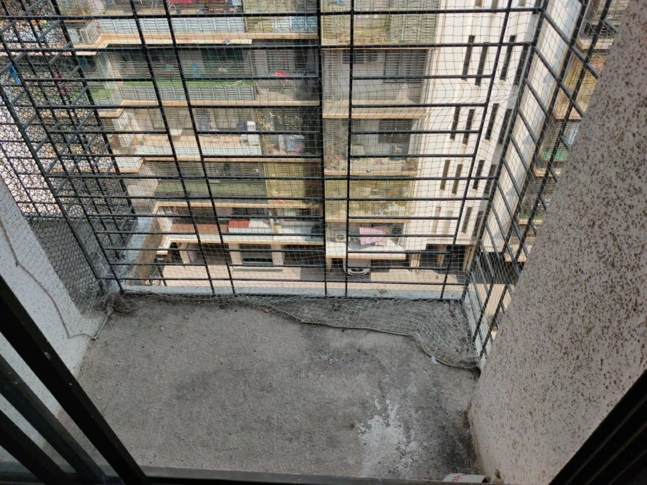 2 BHK Flat for Rent in Sethia green view, Goregaon West